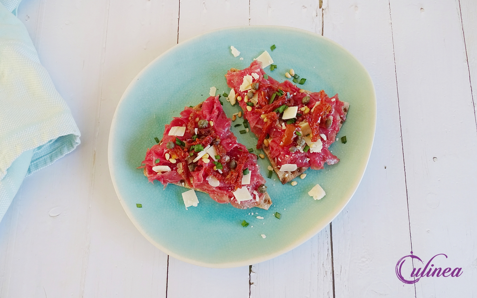 Knäckebröd met carpaccio en truffelmayonaise Culinea nl