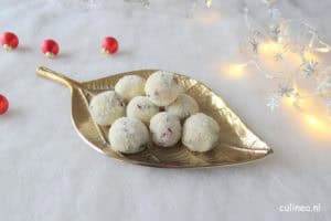 Witte Chocolade Balletjes met Cranberry