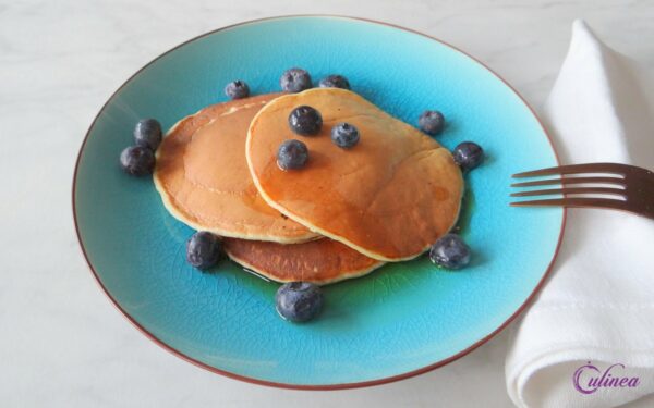 Yoghurt pannenkoekjes met blauwe bessen