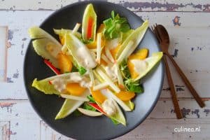 Witlofsalade met appel en sinaasappel