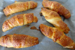 Zelf chocolade croissants maken