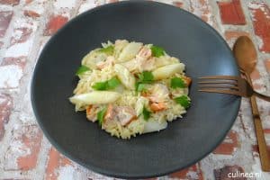 Orzo met asperges en gerookte zalm