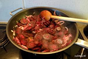 Pittige Hutspot van Paarse wortel en Zoete aardappel