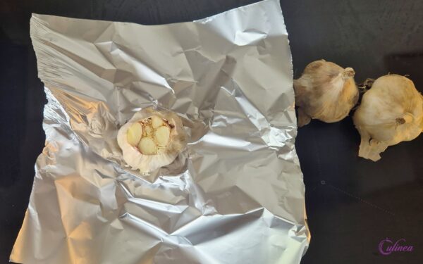 In de oven gepofte knoflook