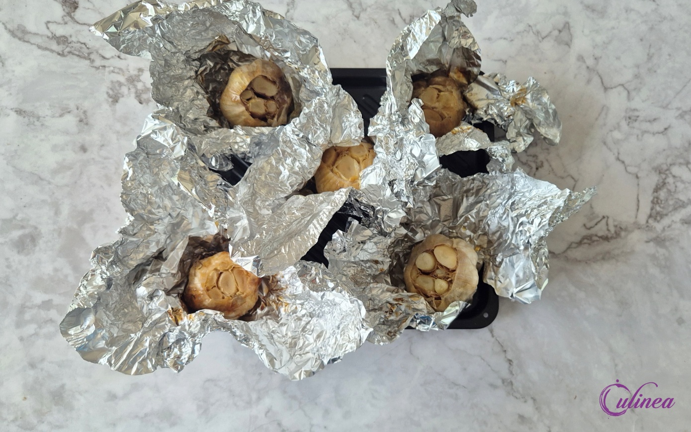 In de oven gepofte knoflook