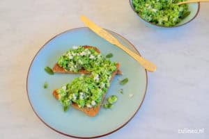 Spread van erwten, feta en munt