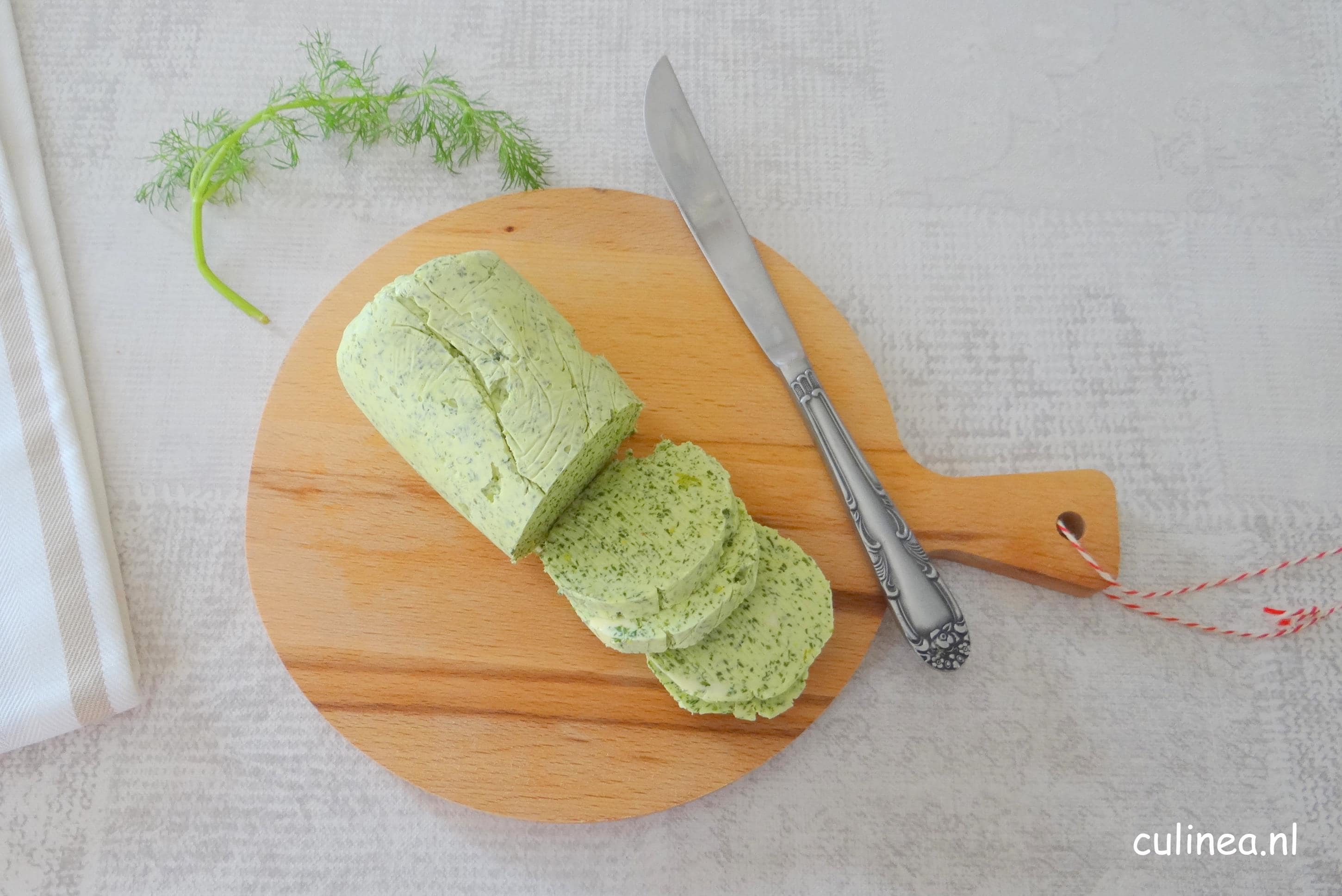 Dilleboter met knoflook, citroen en mierikswortel