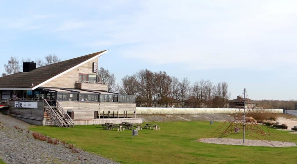 Genieten aan het water bij Restaurant Pier16 in Nagele