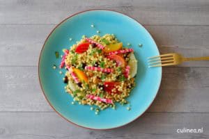 Lauwwarme parelcouscous salade met bietjes