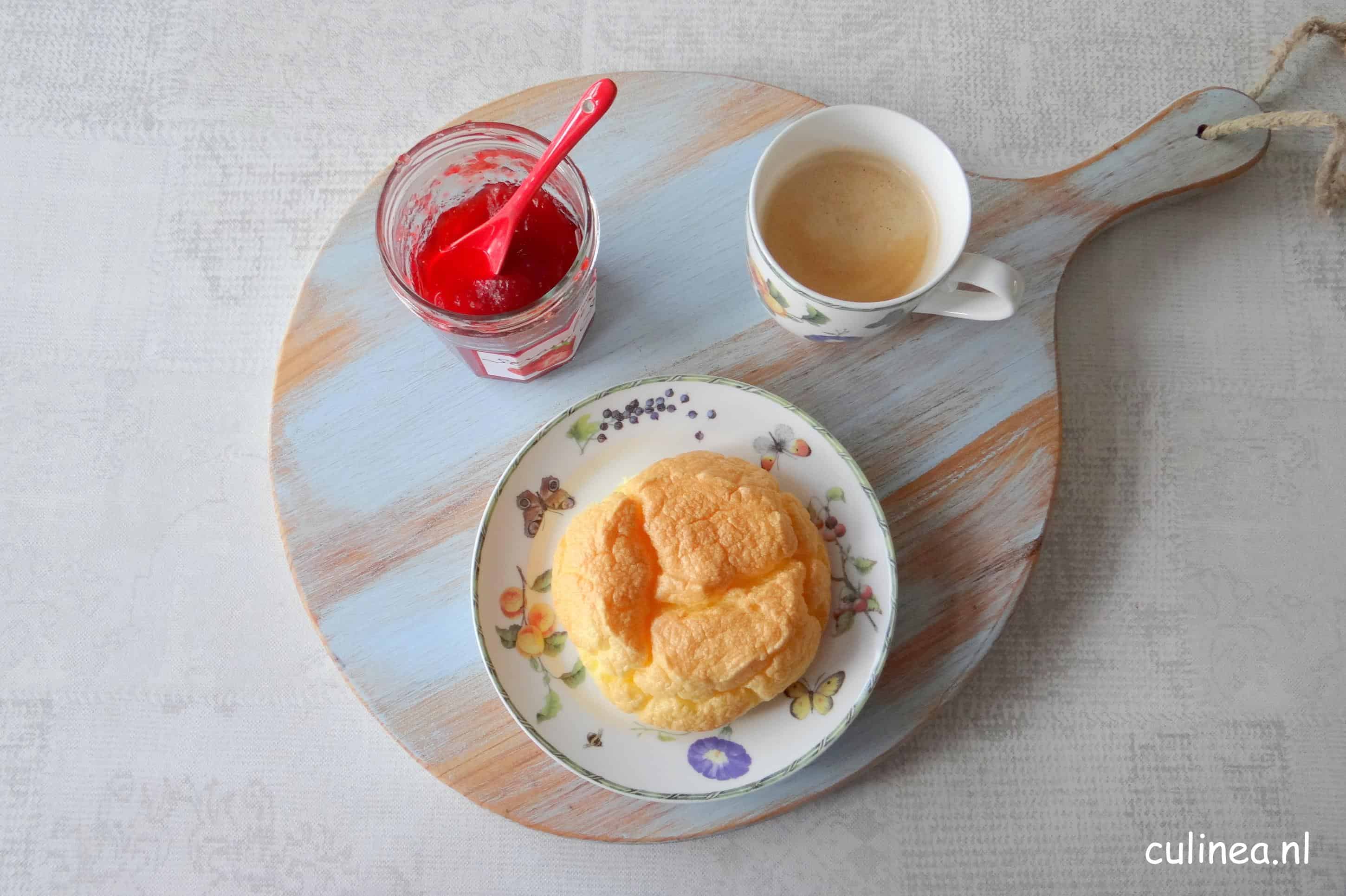 Luchtige eierbroodjes