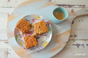 Ontbijtkoeken met noten en gedroogd fruit