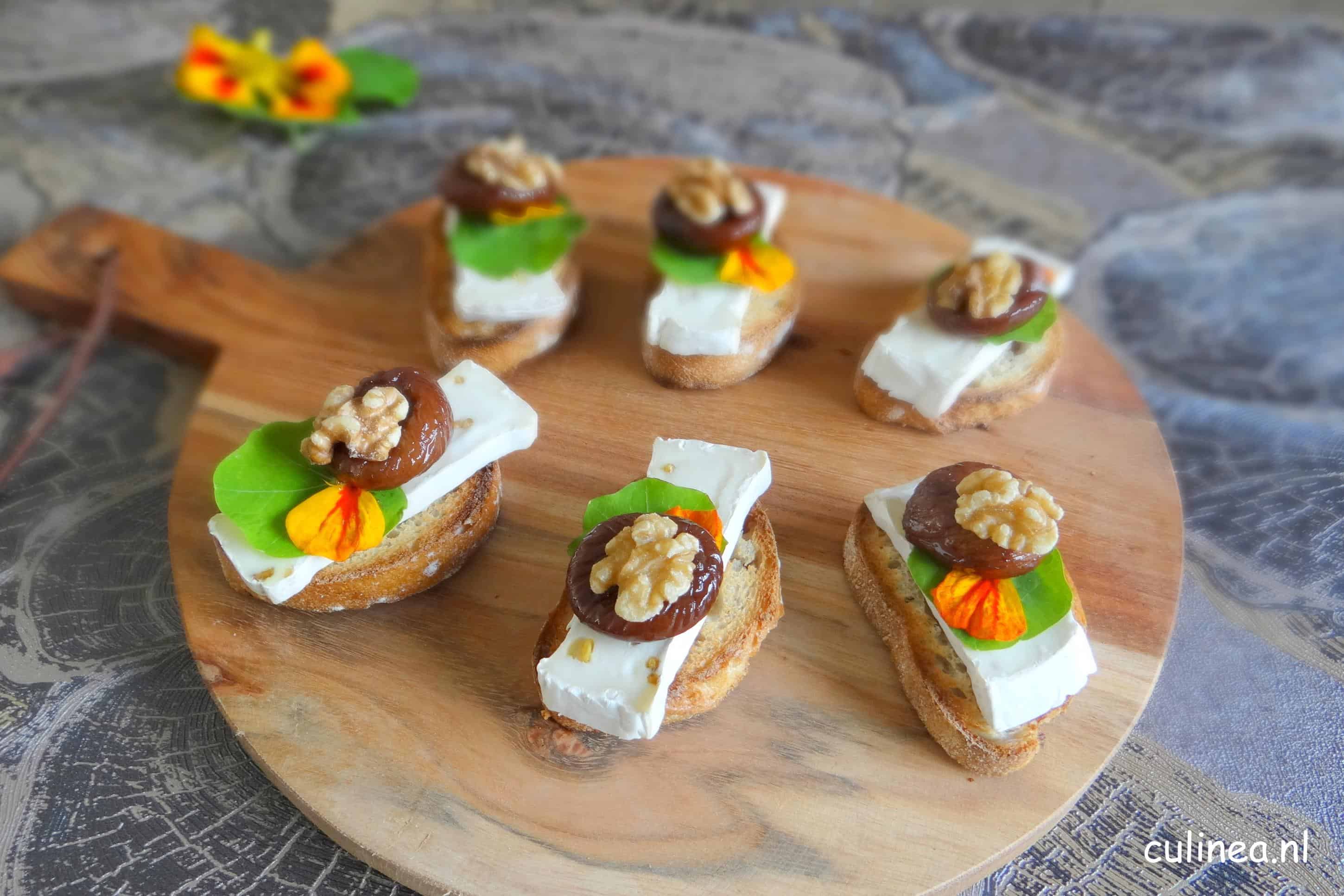 Bruschetta met geitenkaas, vijgen en walnoten