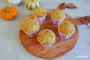 Pompoenmuffins met kokos en walnoten