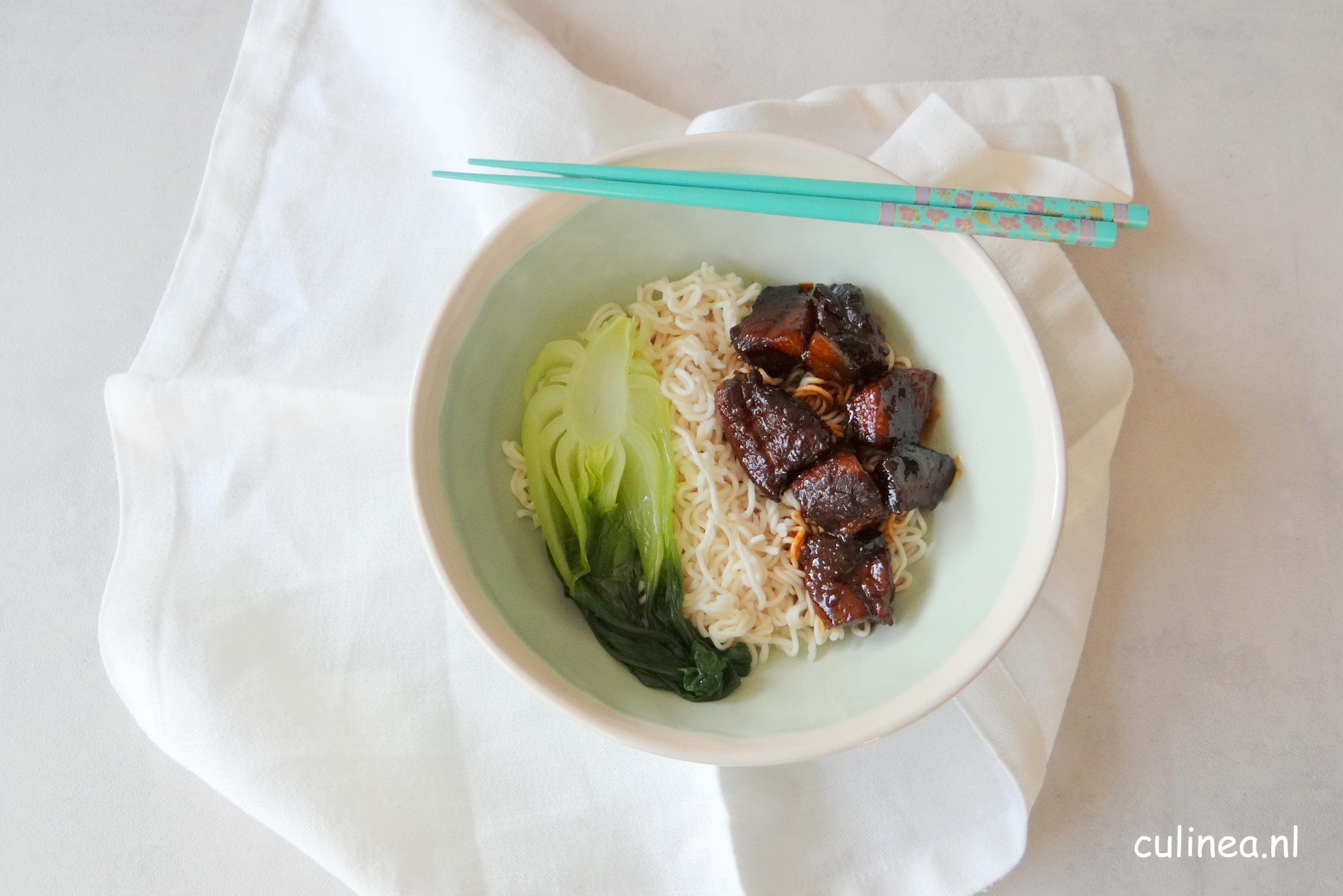Vietnamese zoete speklapjes met paksoi