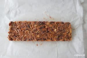 Zelfgemaakte granola repen