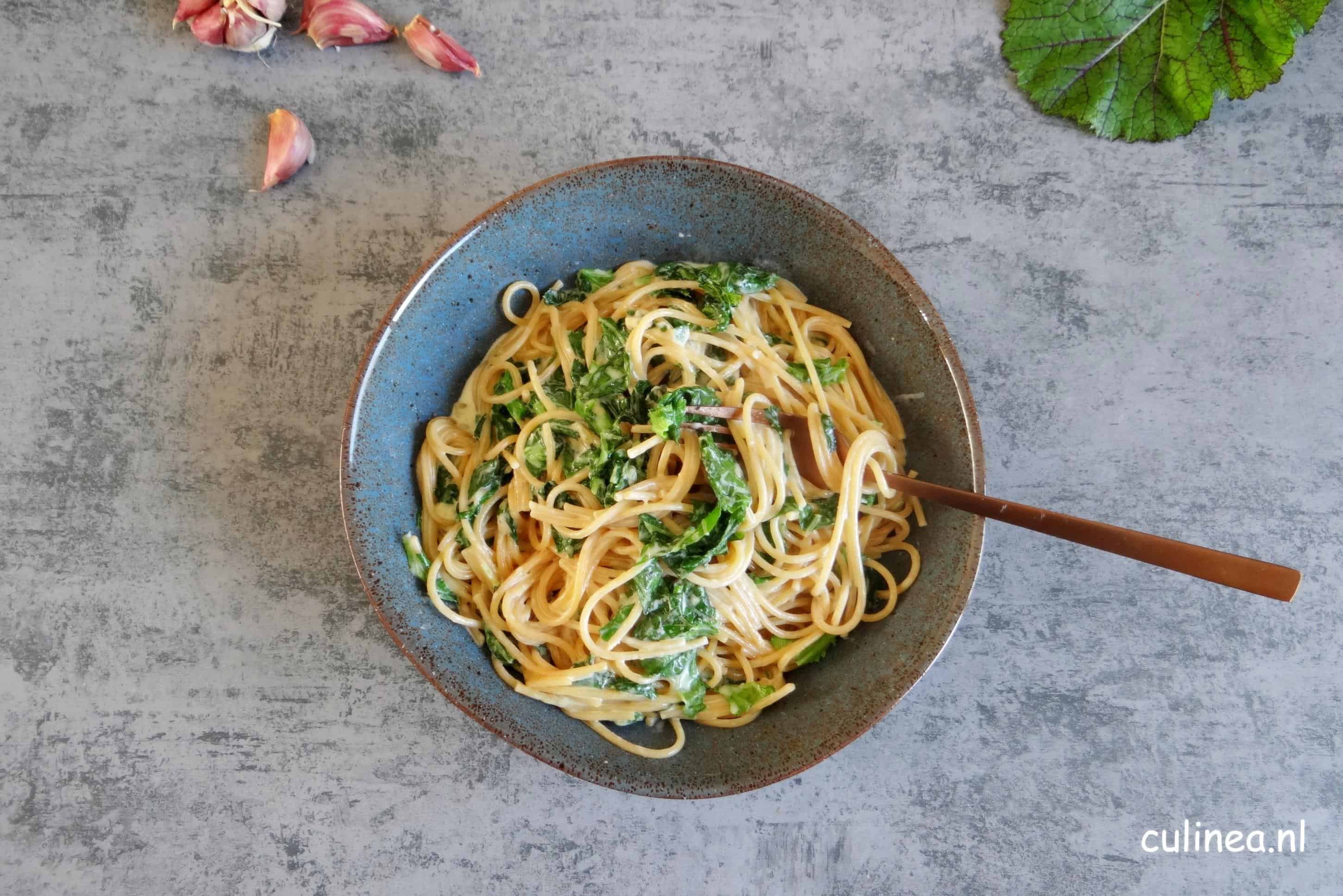 Spaghetti Alfredo met rucola