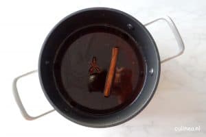 Cranberry ginger ale mocktail