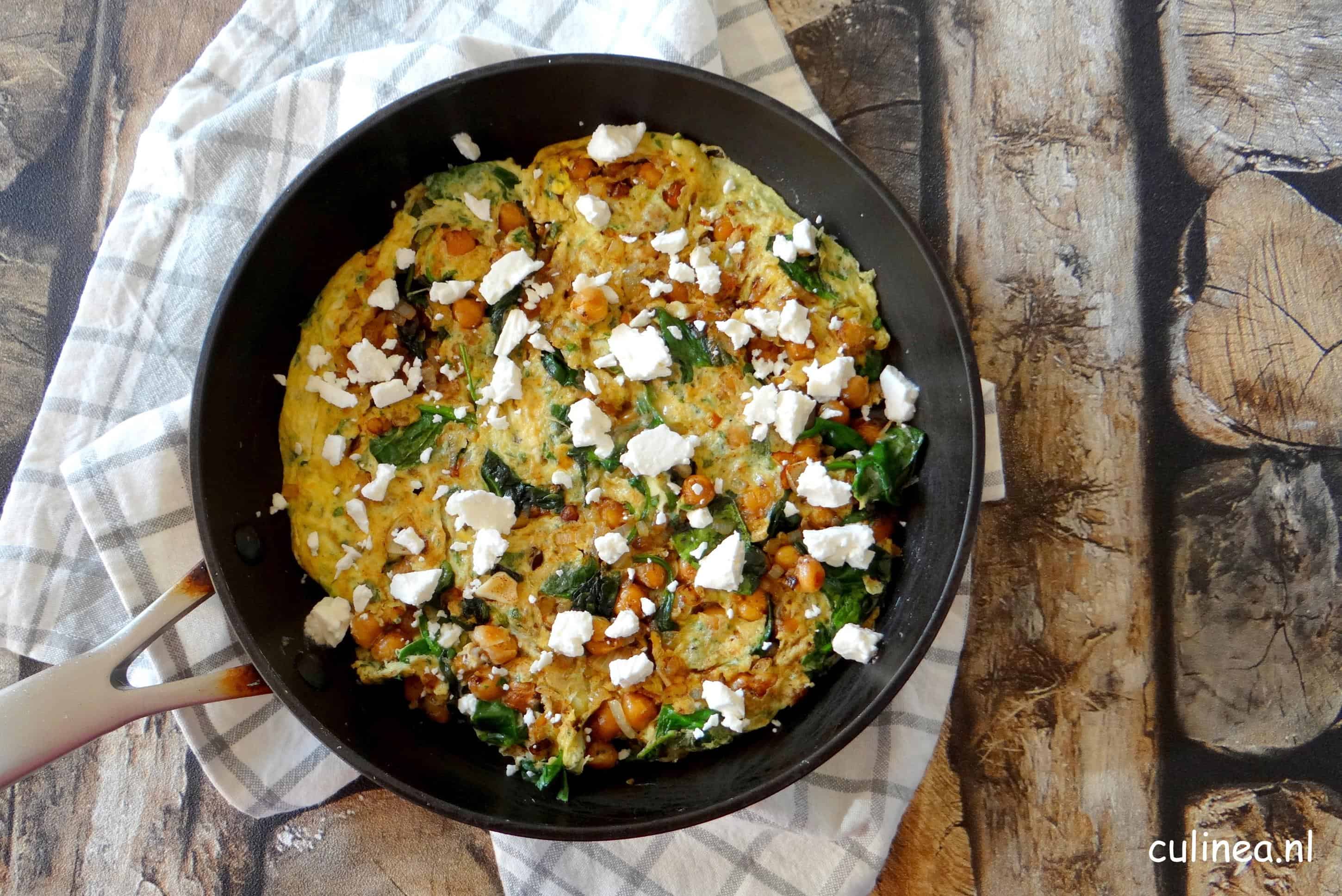 Kikkererwten spinazie kruidenomelet