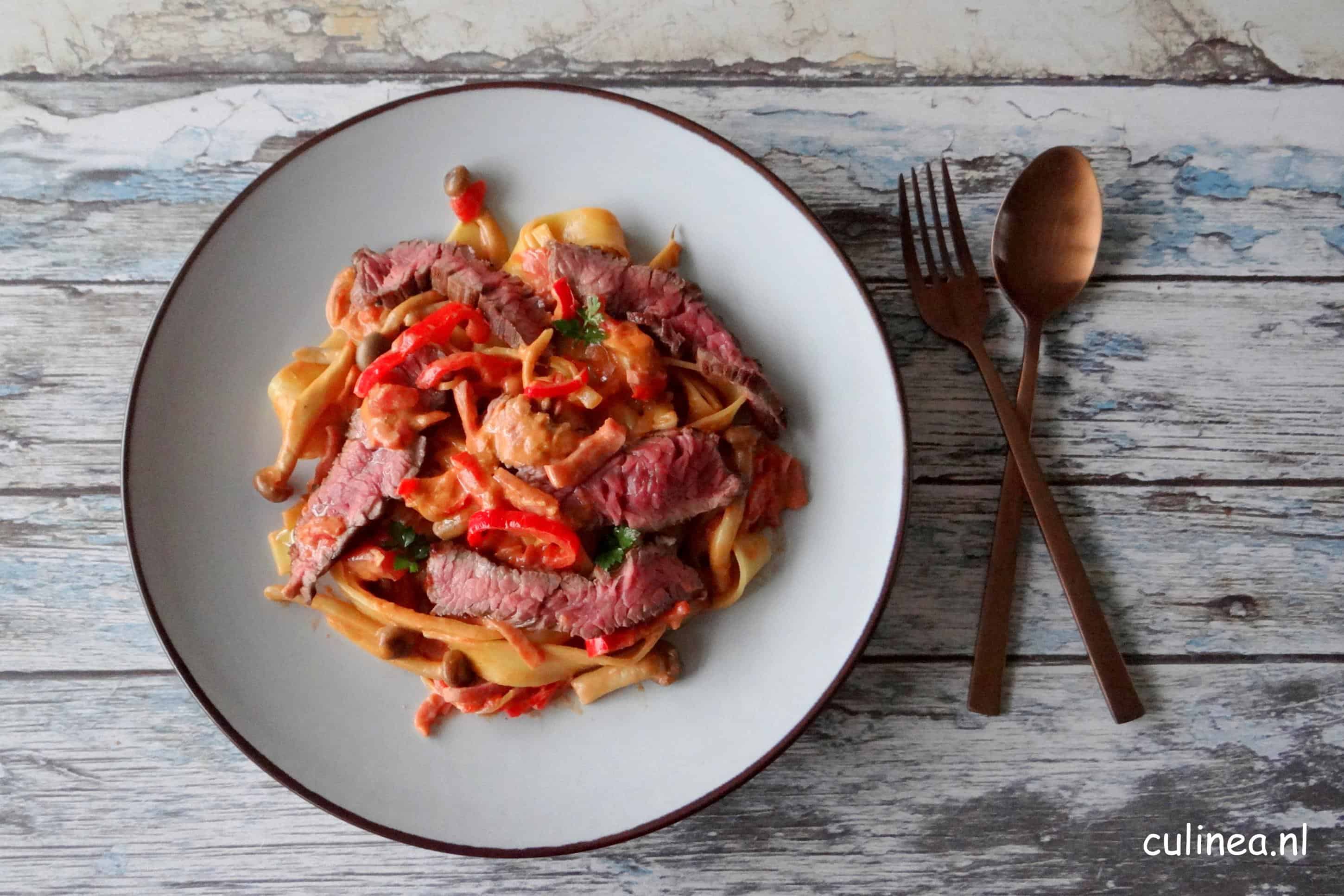 Pappardelle met bavette Stroganoff