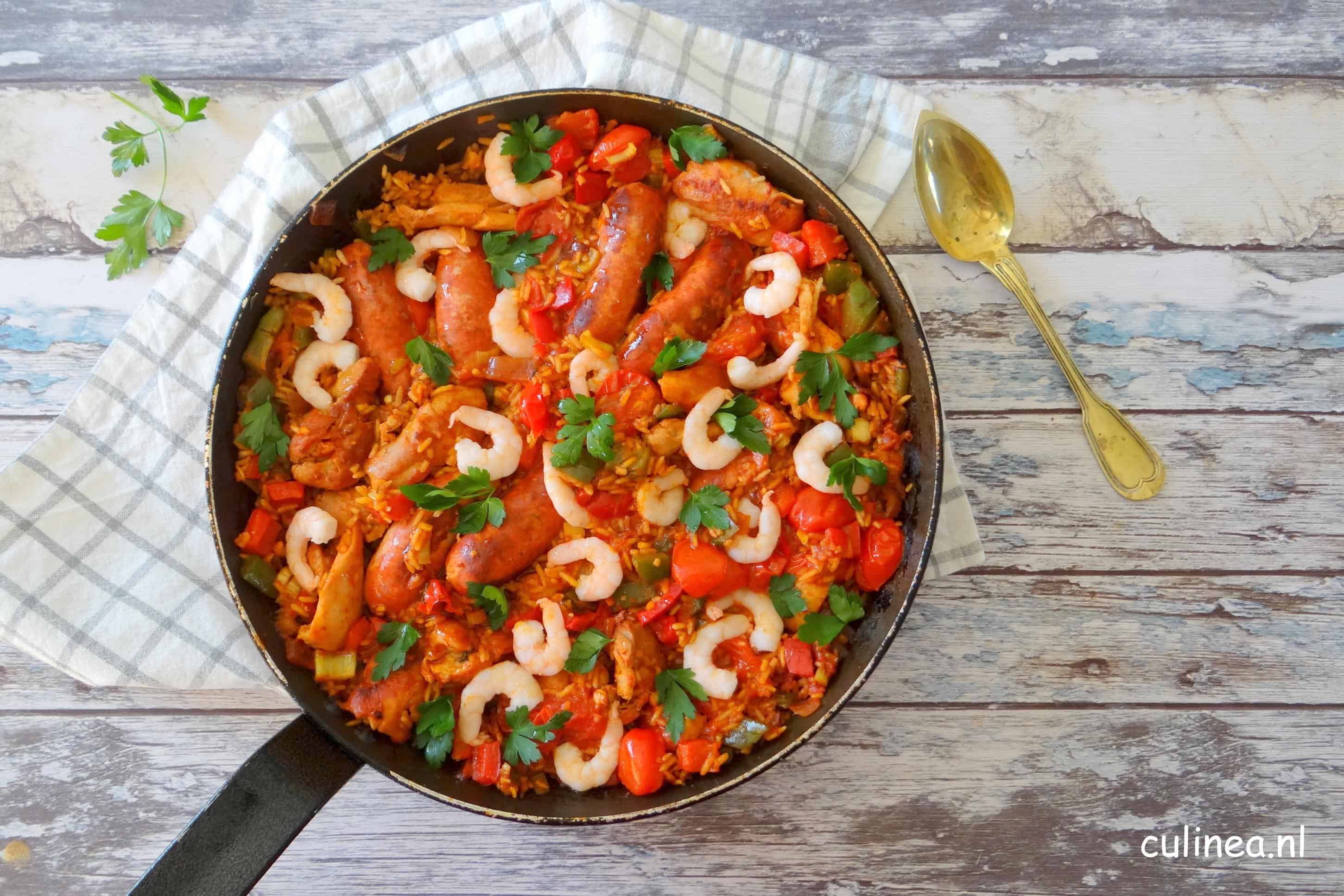 Jambalaya met chorizo en garnalen