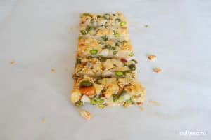 Notenrepen met honing en kokos