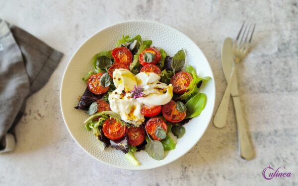 Burrata met geroosterde tomaatjes