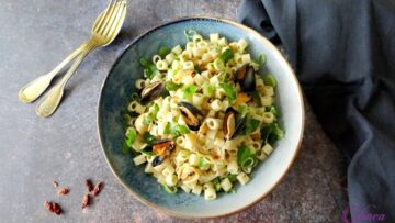 Pasta salade met mosselen en artisjok