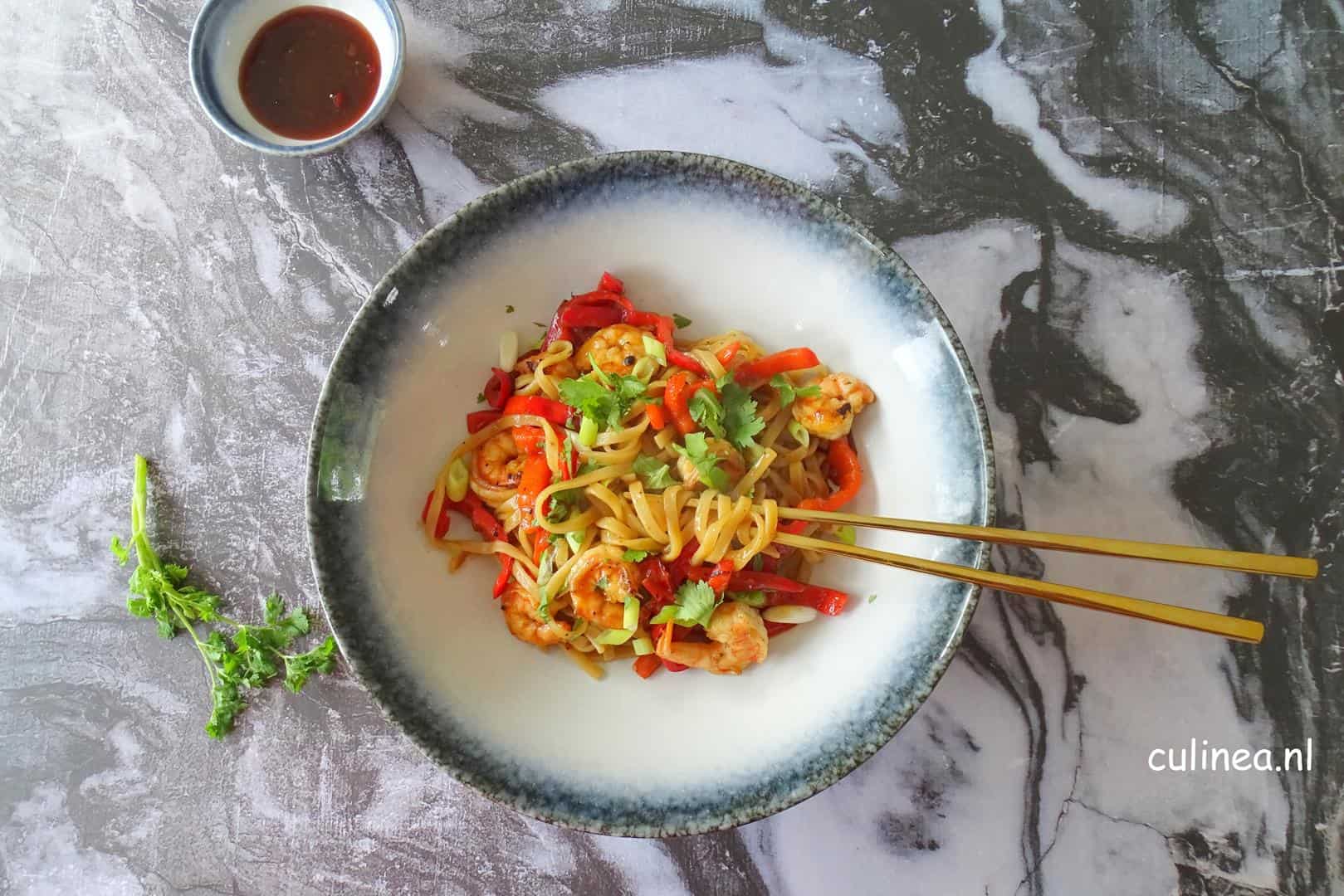 Kung Pao noedels met garnalen
