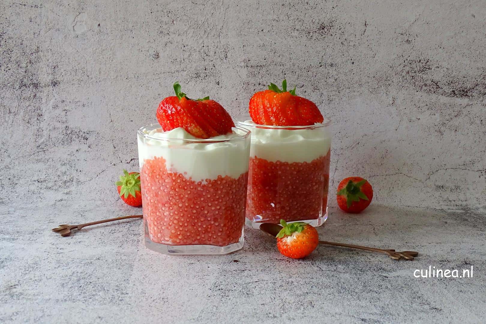 Tapiocapudding met aardbeien