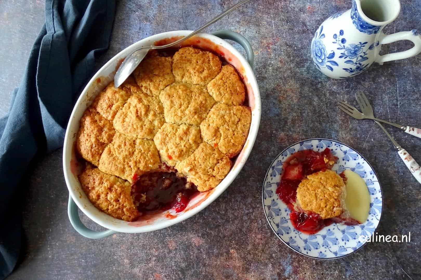 Cobbler met pruimen