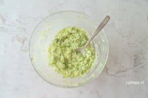 Courgetteburgers met citroenmayonaise