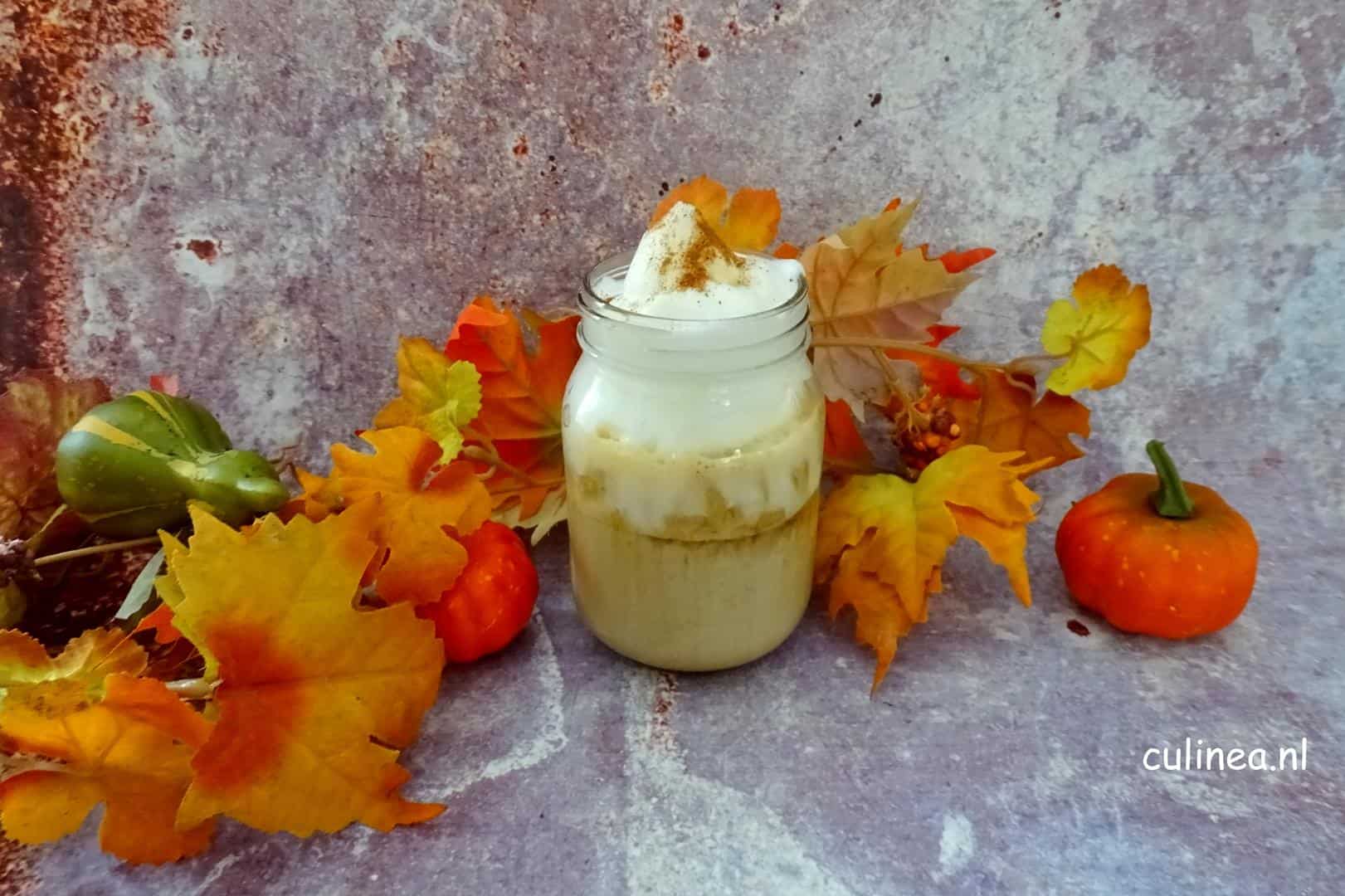 Dalgona pumpkin spice latte