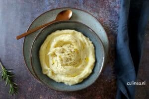 Pastinaakpuree met rozemarijn