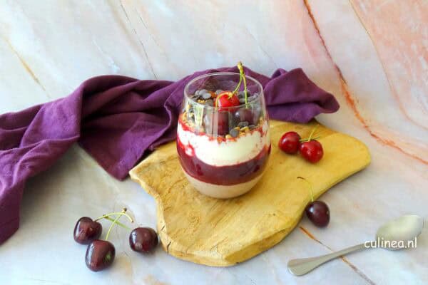Schwarzwalder kirsch chiapudding