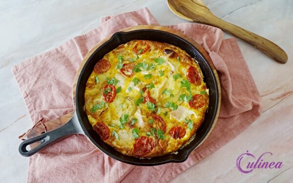 Aardappel omelet met forel en tomaatjes