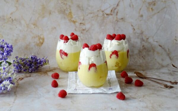 Mini trifle met advocaatcustard