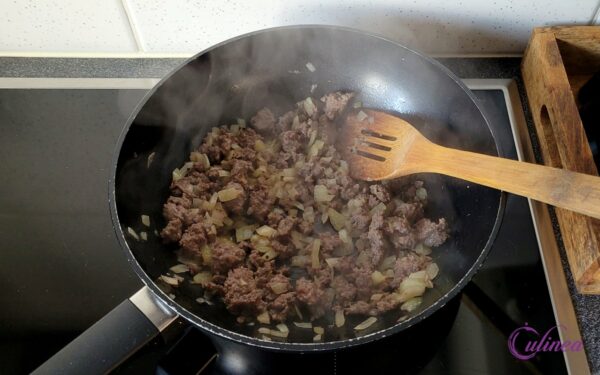 Turkse witte bonenstoofpot Kuru fasulye