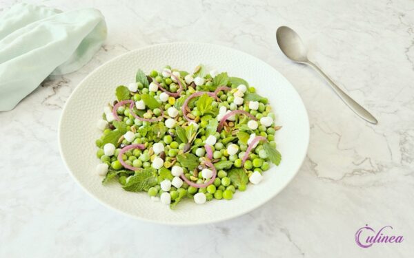 Erwtensalade met geitenkaas