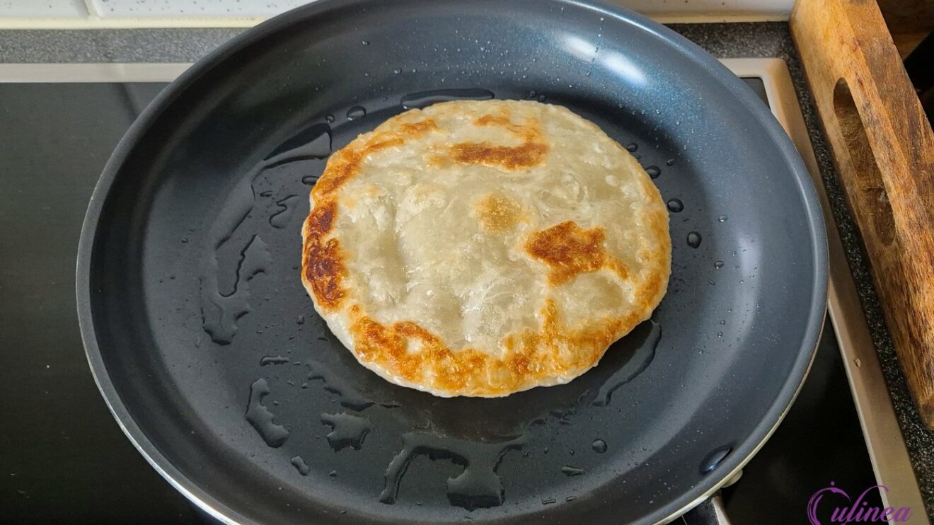 Paratha gevuld met feta