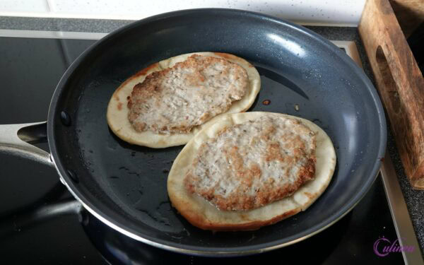 Griekse Smashed Burger Pita