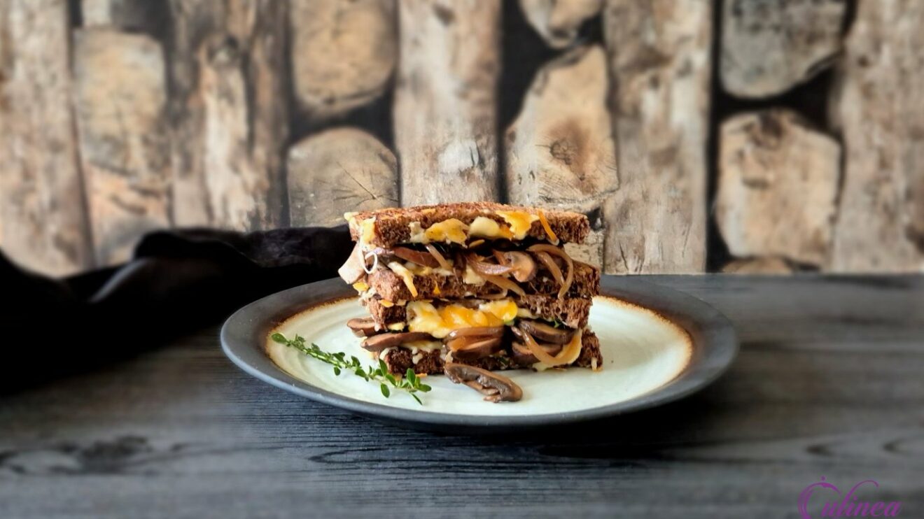 Tosti met gebakken champignons