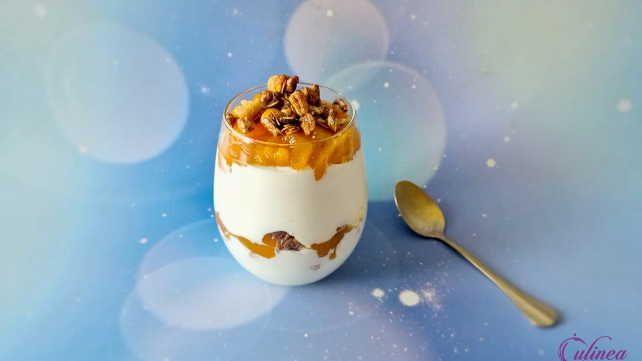 Yoghurtparfait met abrikozencompote