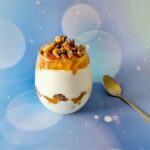 Yoghurtparfait met abrikozencompote