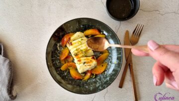 Hasselback Halloumi met Honing