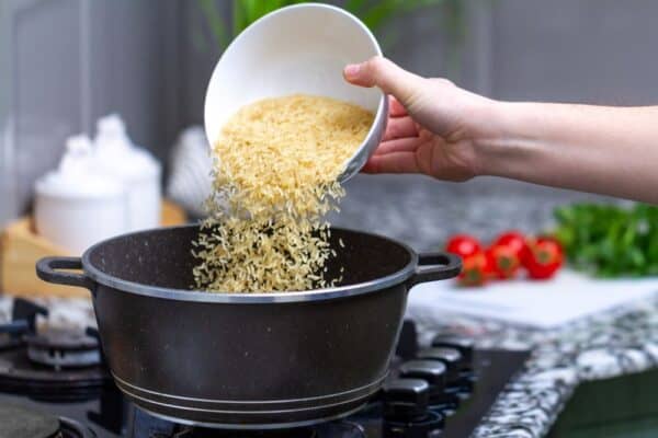 risotto dat in een pan word gegoten