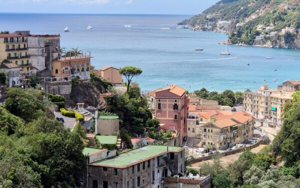 Van Napels tot Ischia: een onvergetelijke reis langs de Amalfikust