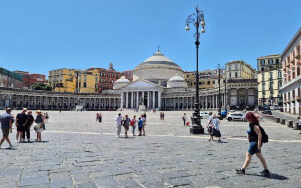 Van Napels tot Ischia: een onvergetelijke reis langs de Amalfikust