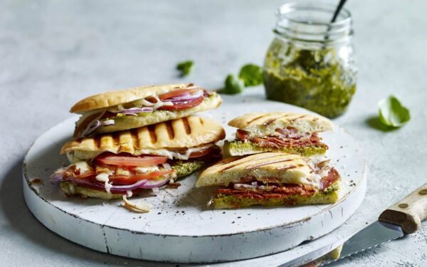 De comeback van een warm broodje tijdens de lunch