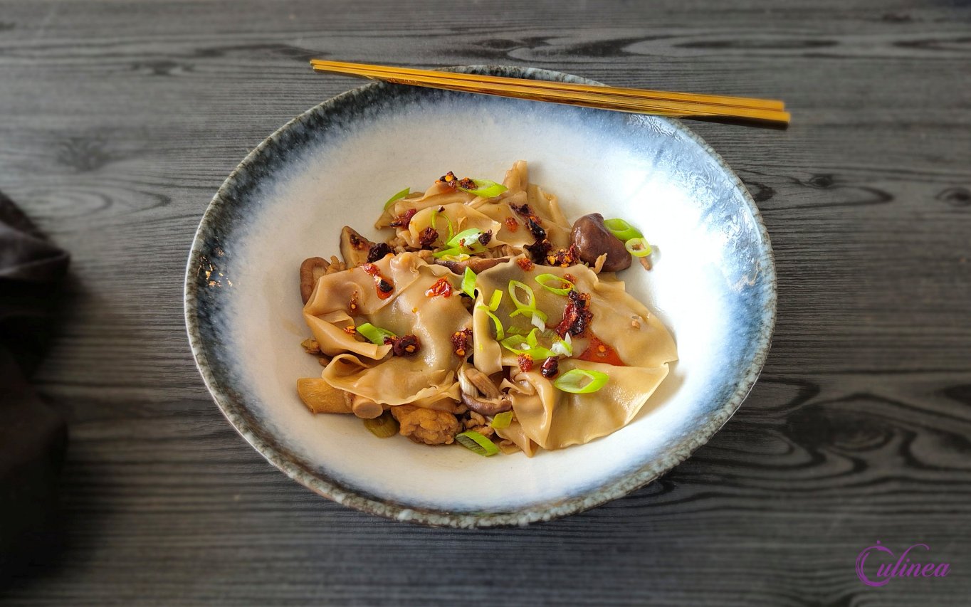 Gyoza Noedelsoep met Kipgehakt