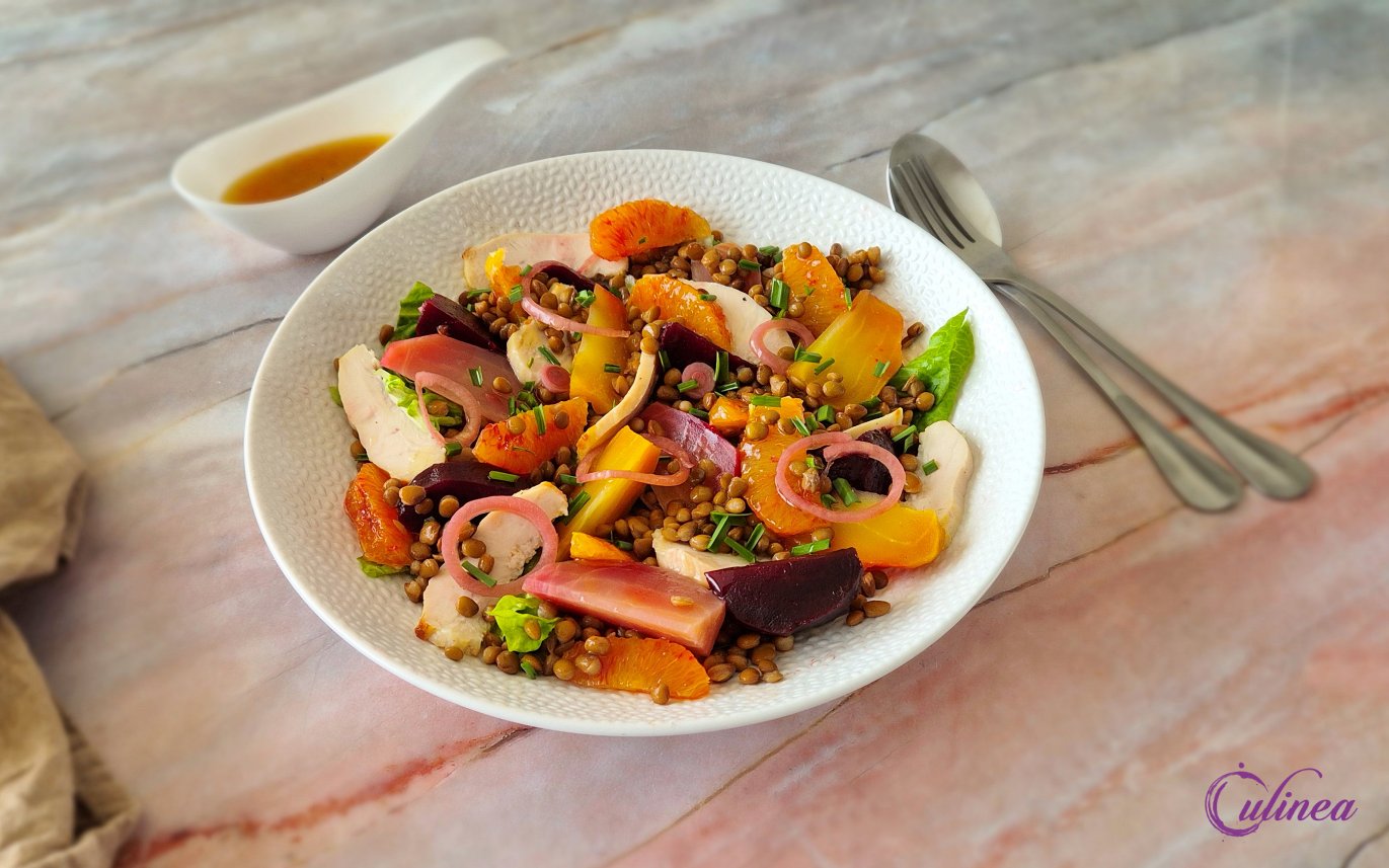 Lauwwarme salade met kip, bietjes, linzen en bloedsinaasappel